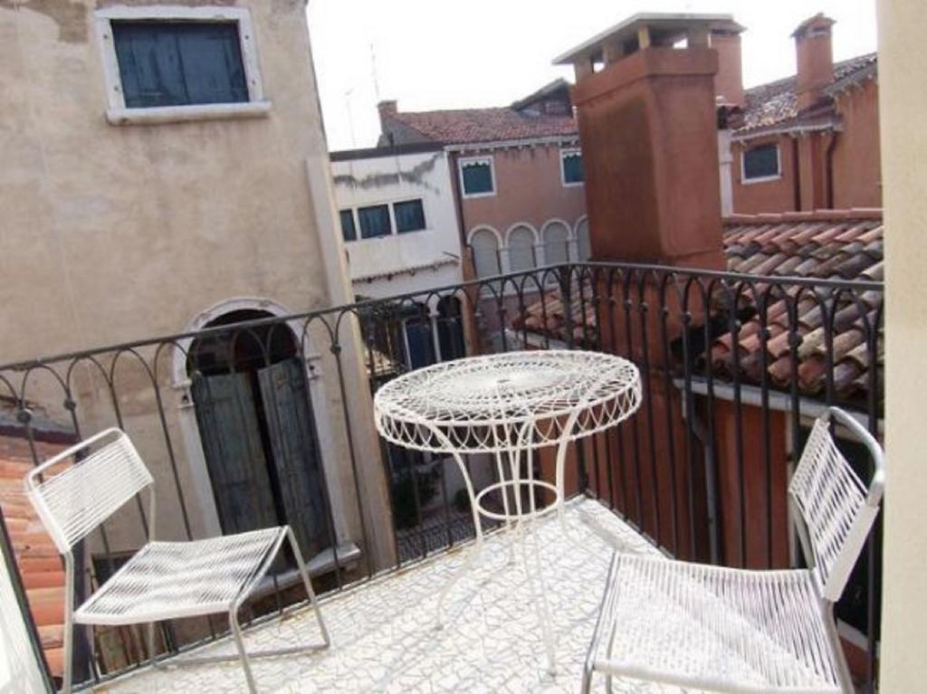 Casa Alba Apartment เวนิส ภายนอก รูปภาพ